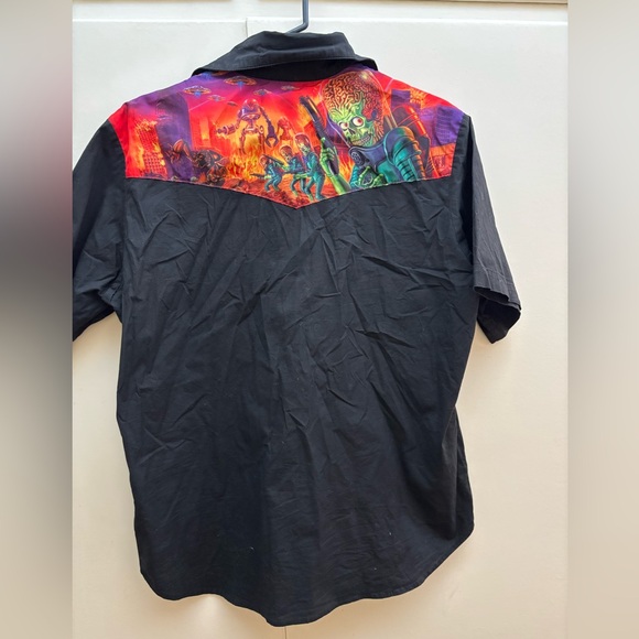 Kreepsville Mars Attack Button down Shirt - Picture 6 of 8